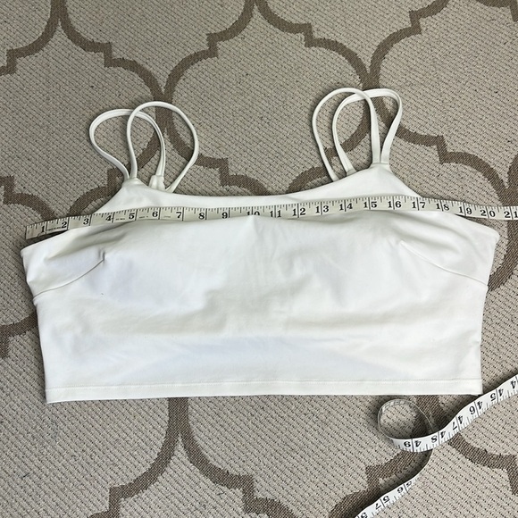 Halara White Double Straps Backless Twisted Workout Plus Size Cropped Tank Top - Picture 10 of 11